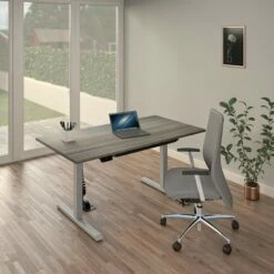 Bridgeport Adjustable Height Pro-Desk 60"